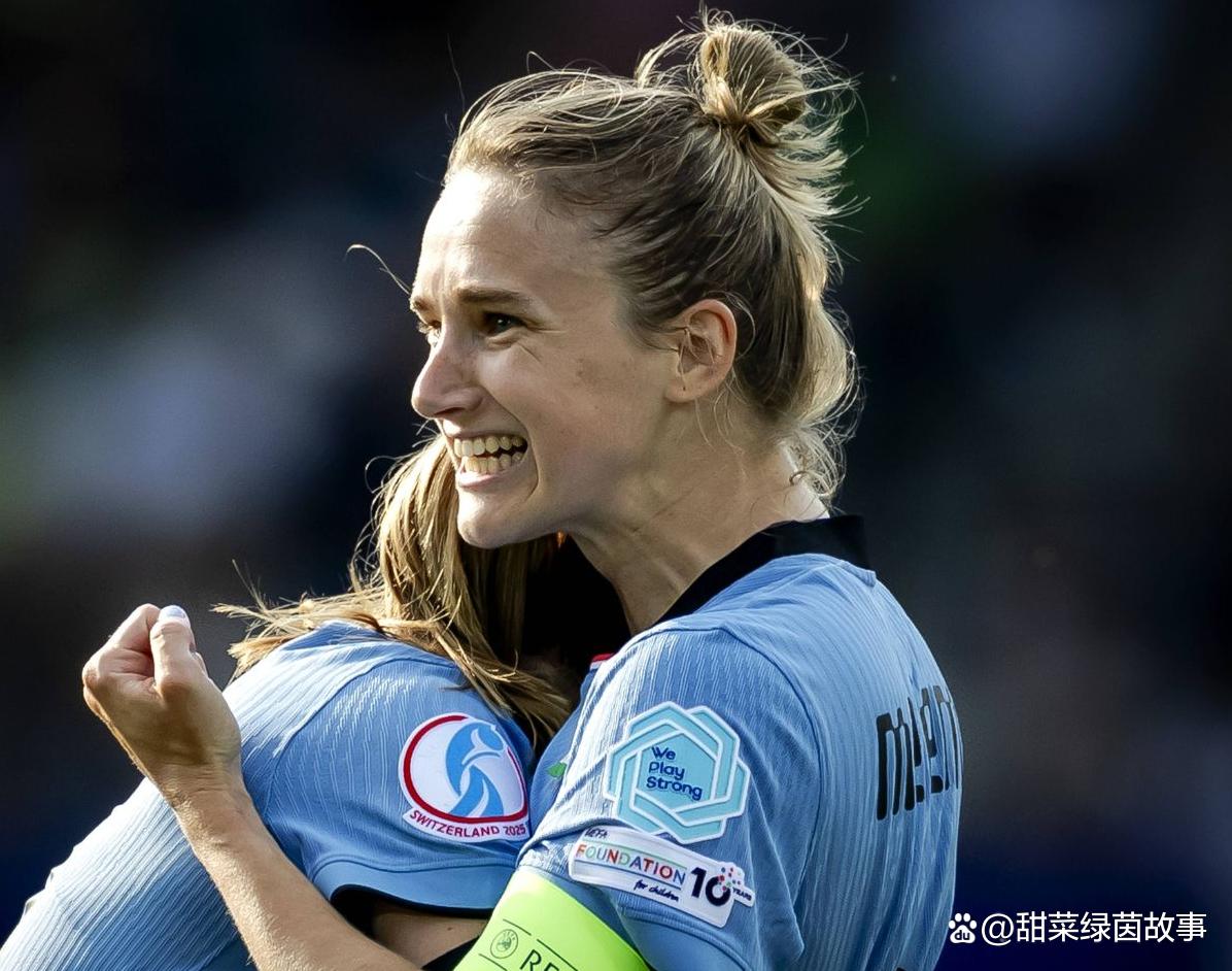 开云官方网站在线登陆-德国女足首次公开训练中场大将缺席